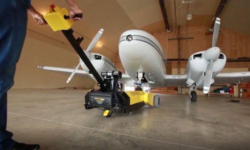 Video: AircraftCaddy – The Quick & Easy Aircraft Mover