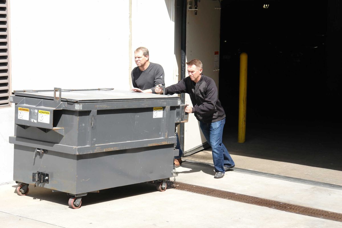 Got to Move a Heavy Dumpster – Use Our Safe Lifting and Pushing Tips