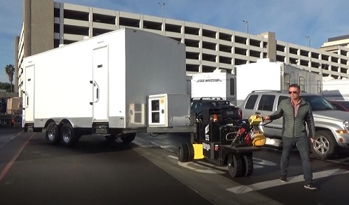 Video: Swapping a Tractor with a TrailerCaddy to Maneuver Equipment